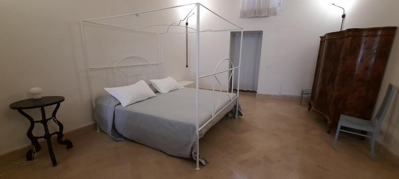 Palazzo Bernardini B & B Матера Экстерьер фото