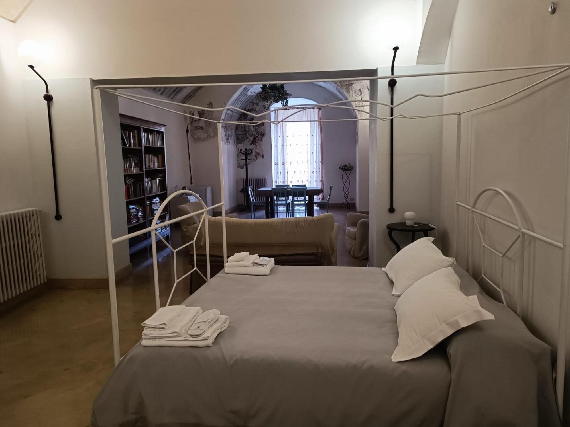 Palazzo Bernardini B & B Матера Экстерьер фото